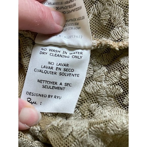 Anthropologie RYU Embroidered Top Sm Scalloped BOHO Bell Sleeve Overlay Blouse - Picture 7 of 9